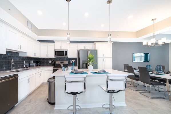 Fridge, microwave, oven, dishwasher