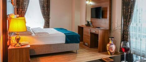Deluxe Suite | 1 bedroom, free WiFi, bed sheets