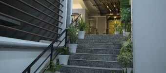 Hotel Pohor Regency Near Kamakhya Foot Bridge