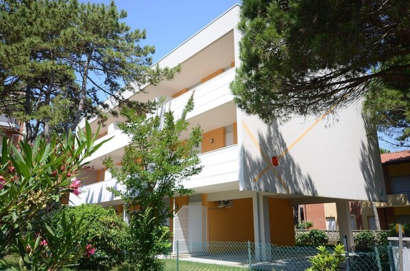 Exterior - Gorgeous family house in a quiet area (Bibione)