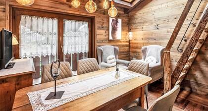 Schöne Wohnung für 6 Leute mit W-LAN, TV und Innenhof