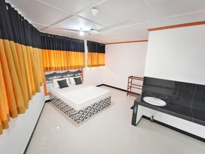 Comfort Double Room, Balcony, River View | In-room dining - New Nimesha Hotel (kalutara)