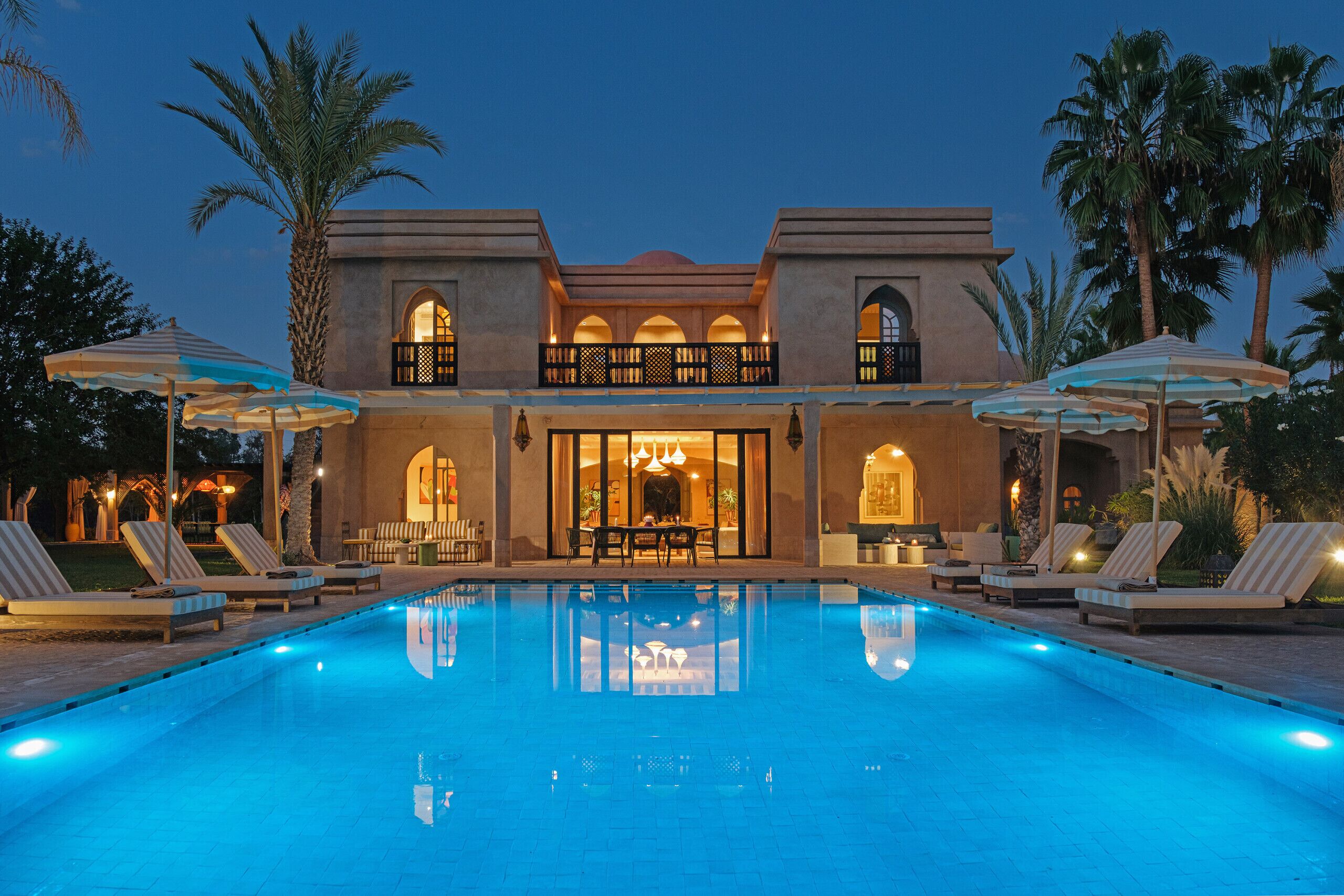 Et oppvarmet basseng