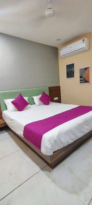Deluxe Single Room