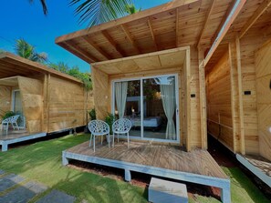 Deluxe Room, Balcony, Pool View