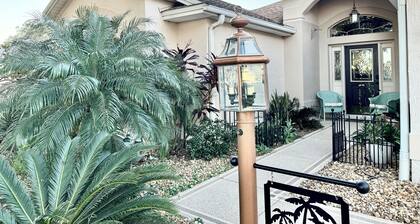 Sunset on Turtle Preserve - 3/2 in The Village of Woodbury