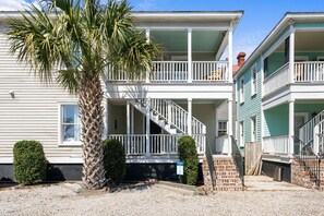Exterior - 1 Block to Bars & Shopping|Downtown|Moultrie (Charleston)