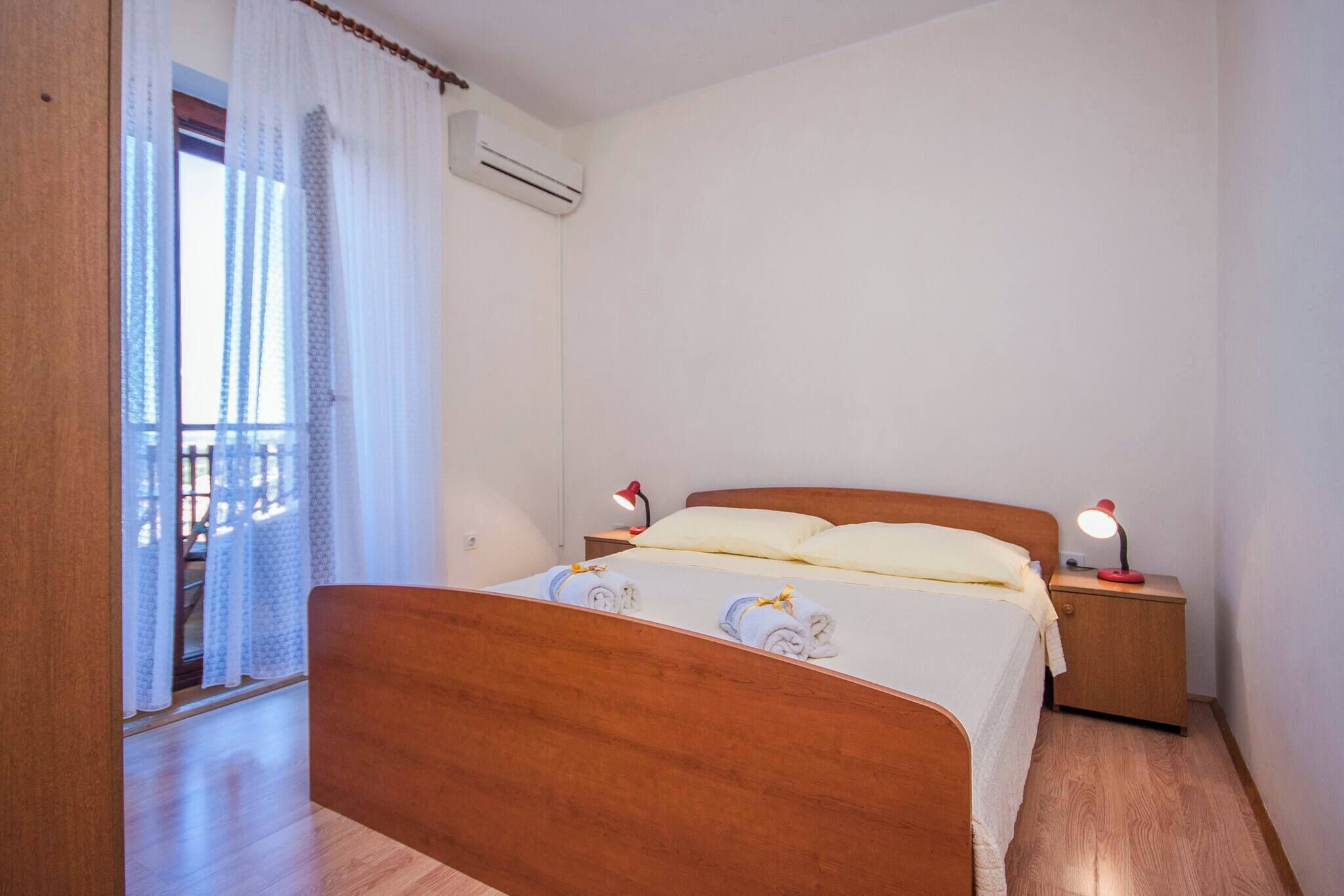 2 habitaciones, wifi gratis y ropa de cama 
