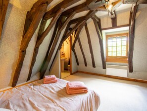 4 bedrooms, free WiFi - Countryside house with pool and fireplace, Périgord Noir (Thenon)