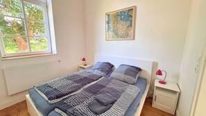 2 makuuhuonetta, ilmainen Wi-Fi, vuodevaatteet