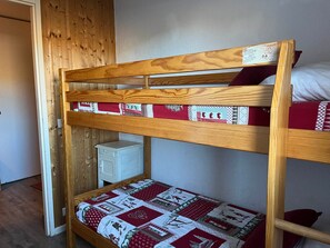 2 bedrooms, WiFi, wheelchair access