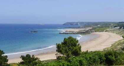 Nice Holiday Flat, 100 m From the Beach, Erquy