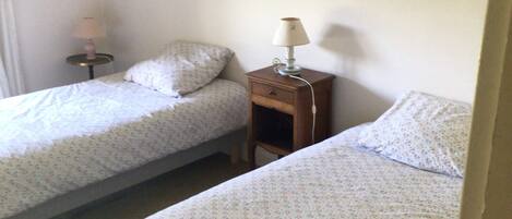 4 camere, ferro/asse da stiro, culla da viaggio, Wi-Fi gratuito