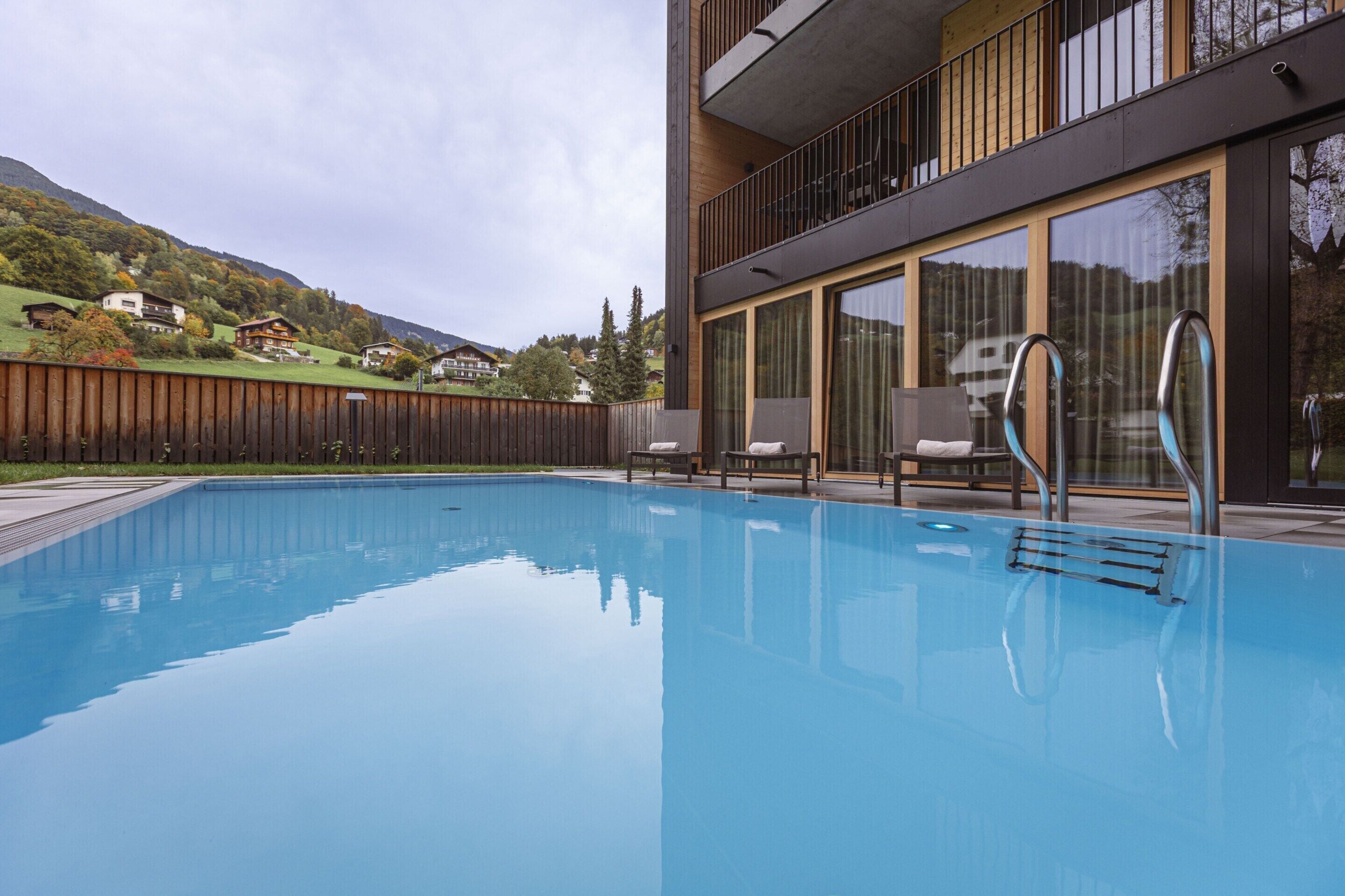 Apartment | Pool | Outdoor pool, a heated pool