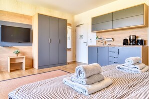 Skrivebord og wi-fi (inkludert)