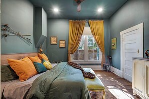3 chambres, fer et planche à repasser, lit parapluie, Wi-Fi gratuit