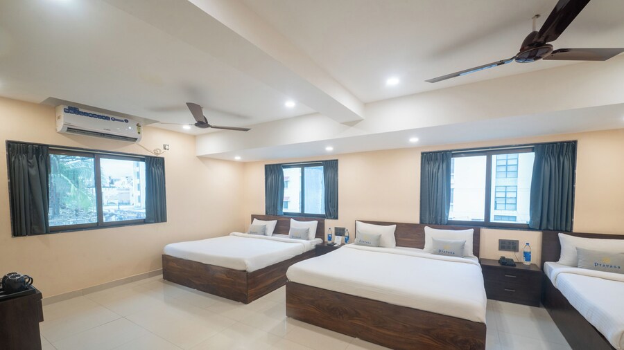 Hotel Pravasa stay, Shirdi