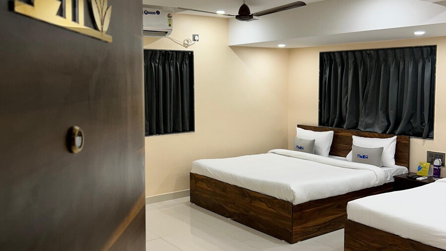 Hotel Pravasa stay, Shirdi