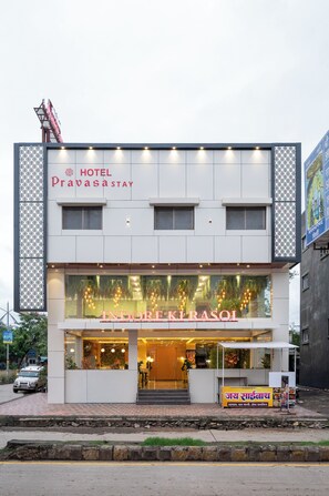 住宿正面
