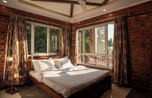 3 多间卧室、熨斗/熨衣板、WiFi、床单