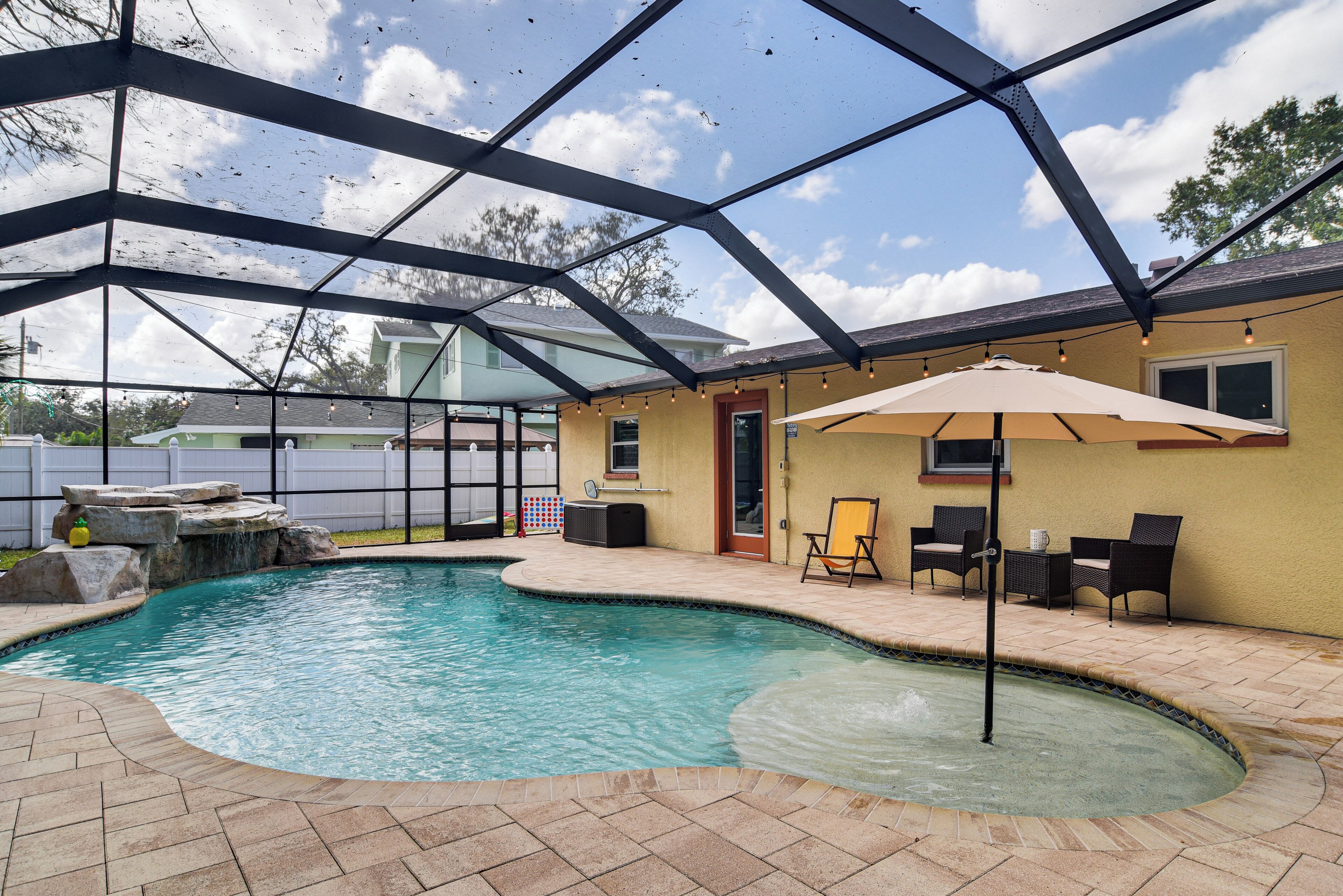 House (3 Bedrooms) | Front of property
