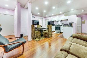 Apartment (2 Bedrooms) | Interior - Lake Chabot Getaway ~ 3 Mi to Water! (Castro Valley)