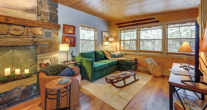 Cozy Ski Retreat! 3 Mi to Okemo Mtn Slopes
