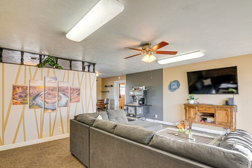 3 Mi to Glen Canyon Dam: Home w/ Fenced Yard