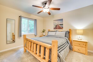 House (3 Bedrooms) | Interior - 2 Blocks to Higgins Lake: Pet-friendly Family Home (Roscommon)