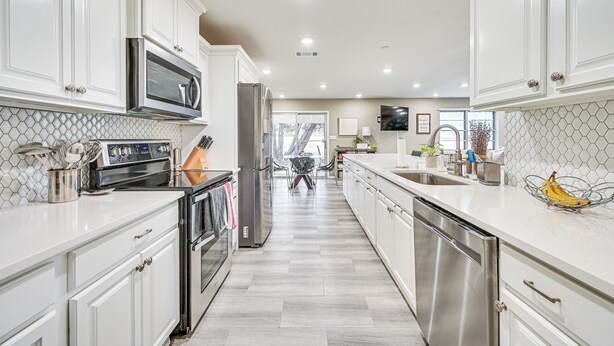 Interior - 3-acre Retreat: 6 Mi to Stillhouse Hollow Lake (Killeen)