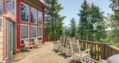 Mountain Views & Deck: Spacious Eureka Getaway!