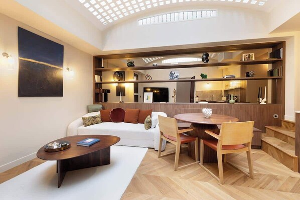 Fernseher, Arbeitsbereiche