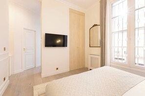 1 sovrum, strykjärn/strykbräda, resesäng och wi-fi