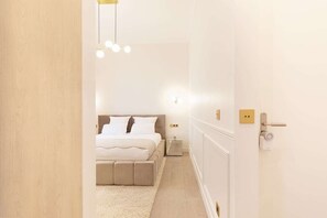 1 bedroom, iron/ironing board, travel cot, WiFi