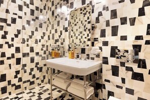 Dusche, Haartrockner