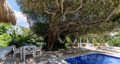 w Lovely 4BR Villa at Mesa de Yeguas