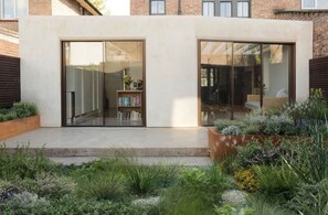 House | 2 bedrooms - Architectural Digest - 2 bed (London)