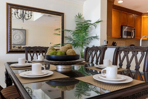 3BR Family Apartment for 8 Peaceful Residential Retreat