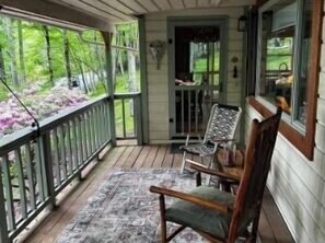 Property grounds - PA-201 Discounted Concert Packages! Wintergreen Retreat Elevation 4675 ft (Beech Mountain)