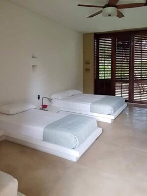 House | 4 bedrooms, Internet - w Astonishing 4BR House w Pool in Anapoima (Anapoima)