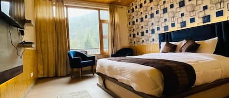 Superior Double Room, Hill View | Free WiFi