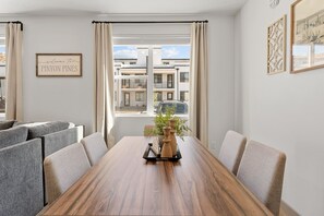 Condo, 2 habitaciones | Restaurantes