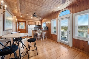 Apartment, 2 Bedrooms | Dining - Laughin Place Ii 2 Bedroom Home by Peace Vacations (Pawleys Island)