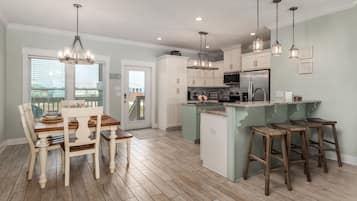 独立别墅, 4 间卧室 | 私人厨房 | 冰箱、烤箱、茶具/咖啡用具