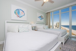 Condo, 4 Bedrooms