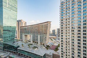 Exterior - Pleasant 2BR in Millennium Binghatti Residences, Business Bay (Dubai)