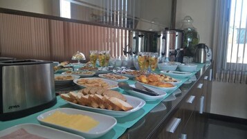 包含每日欧式早餐