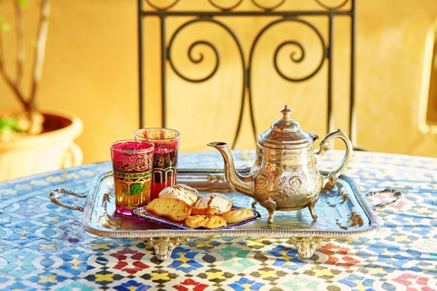 شرفة على السطح