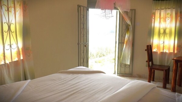 Room - Antique Cottages (Rubanda)