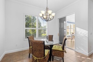 Dining - Lakewood Ranch–Spacious 3BR Home with Den by RVA (Bradenton)